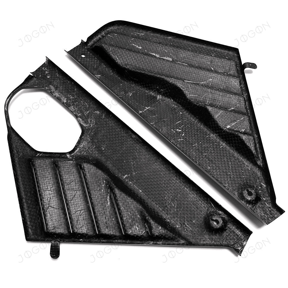 Engine Bay Filler Side Cover Dry Carbon Fiber for Corvette C8 Coupe D1WT091