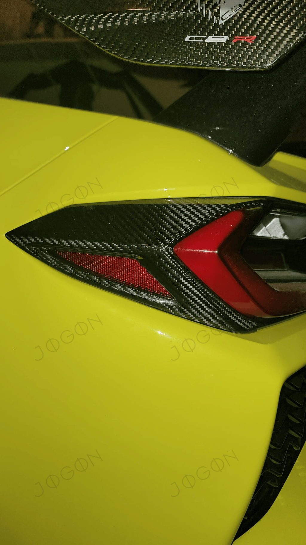 Rear Tailight Side Lamp Frame Cover Trim Dry Carbon Fiber for Corvette C8 D1WT0111A