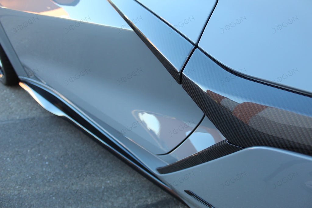Side Fender Vent Door Garnish Dry Carbon Fiber for Corvette C8 Z06 D1WT0108A1